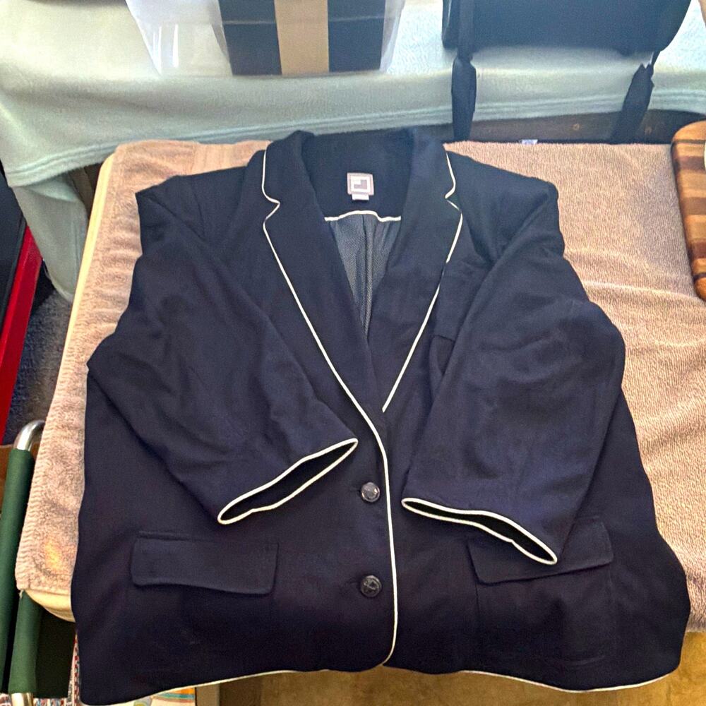 jcp Women's 2X Navy Blazer Jacket w/ White Piping, Notch Lapel, 2-Button pocket